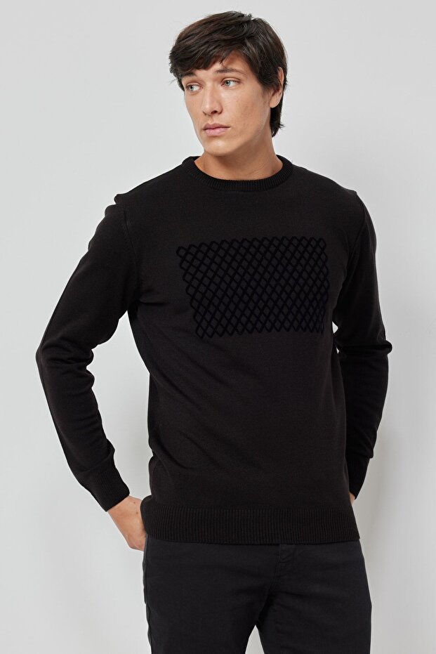 Men's Black Non-Pilling Anti-pilling Standard Fit Crew Neck Front Printed Knitwear Sweater