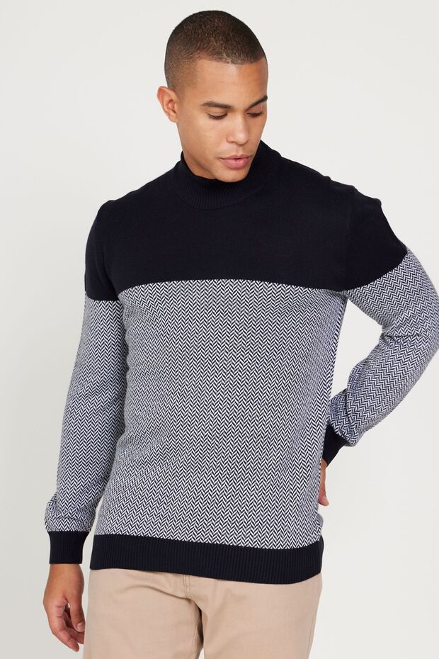 Erkek Lacivert-Krem Standart Fit Normal Kesim Yarım Balıkçı Yaka Desenli Triko Kazak - 3