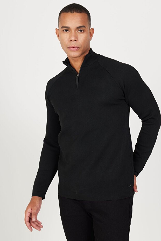 Men's Black Standard Fit Normal Cut Stand-Up Bato Collar Knitwear Sweater