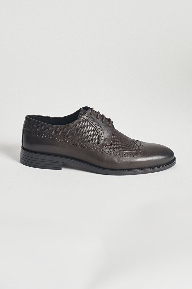 Men's Brown Laced Comfortable Sole Classic Leather Shoes