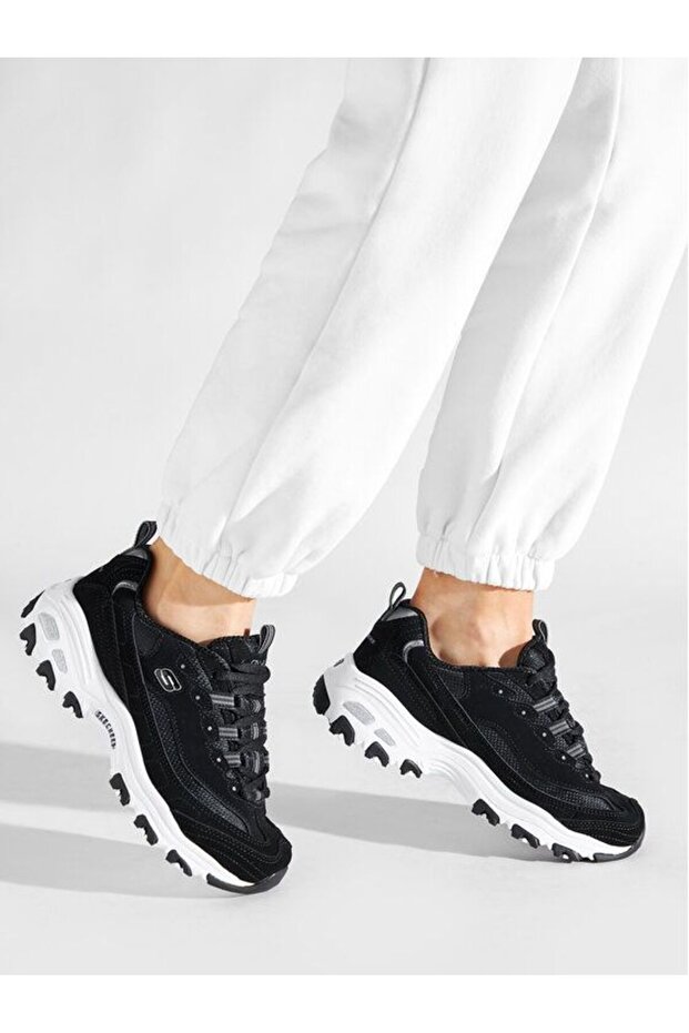 D'Lites Women's Lifestyle Sneaker - 11930-BLK Model