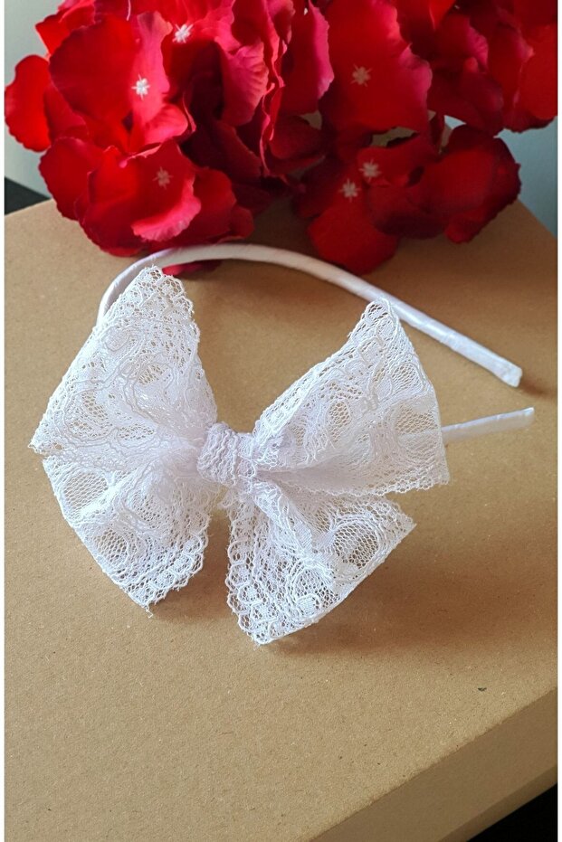 White Lace Maternal Maternity Crown