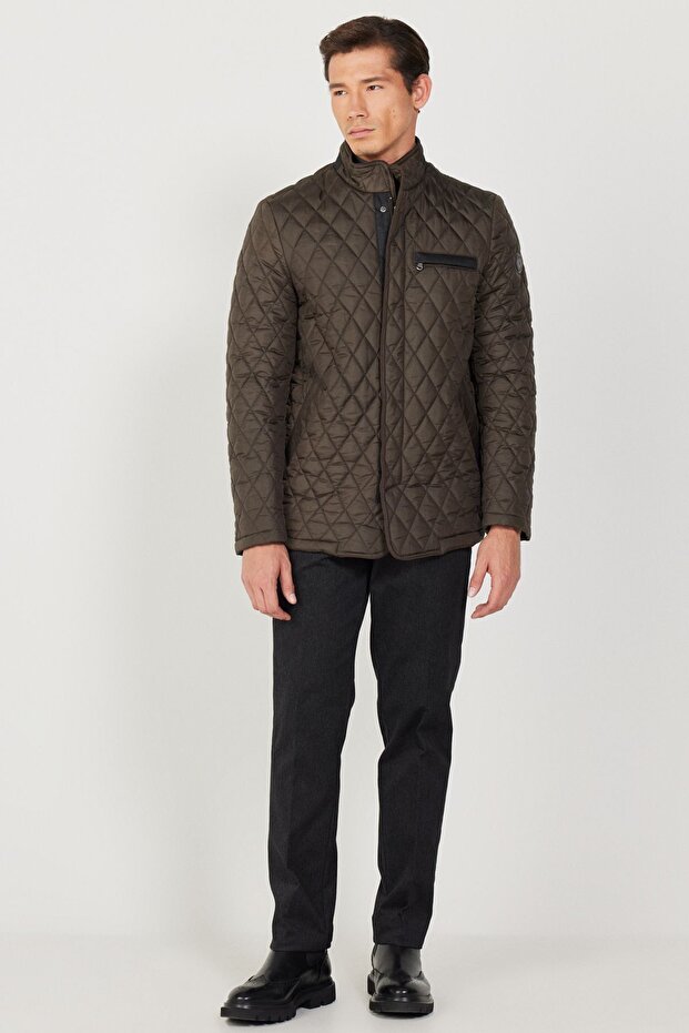 Erkek Haki Standart Fit Normal Kesim Dik Yaka Kapitone Desenli Overcoat - 2