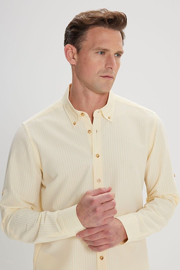 Erkek Sarı Kırışmayan Teknik Oxford Gofre Desenli Slim Fit Dar Kesim Düğmeli Yaka Esnek Gömlek - 4