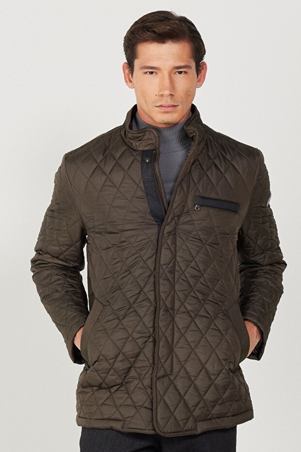 Erkek Haki Standart Fit Normal Kesim Dik Yaka Kapitone Desenli Overcoat - 3