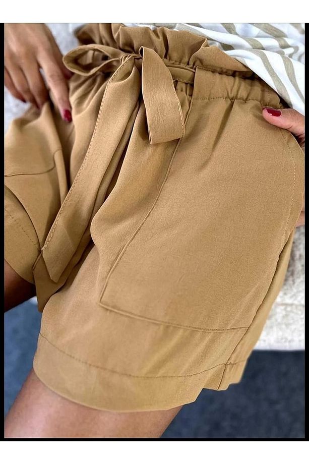 Pamuklu Kumaş Beli Lastikli ve Kuşaklı Şort Camel - 6