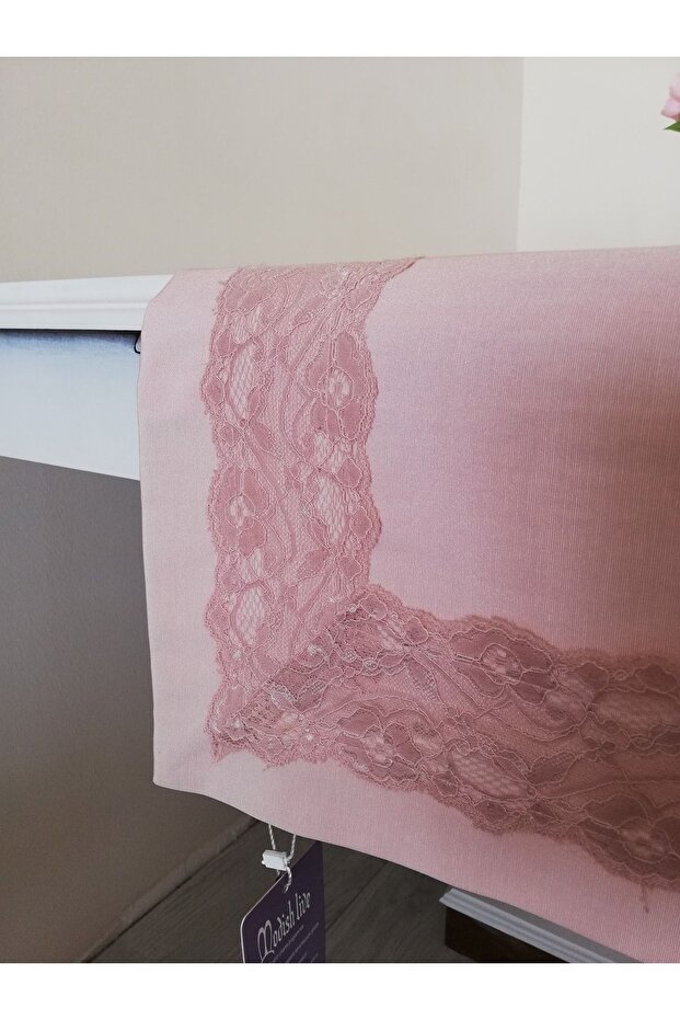 Pembe Dantelli Runner - 3