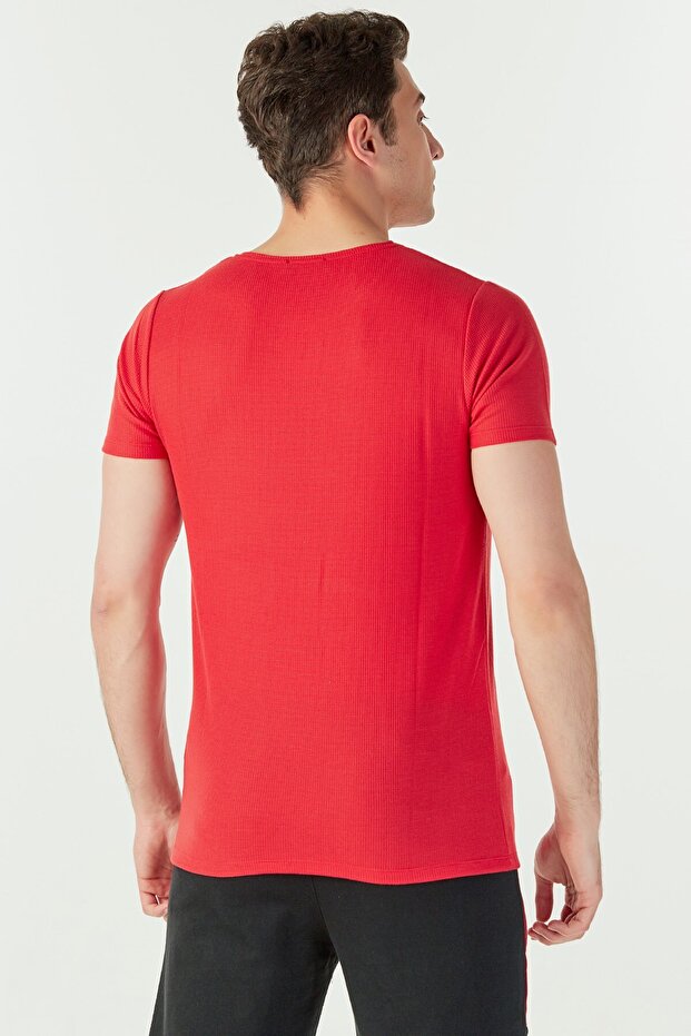 Crew Neck Basic T-Shirt - 3