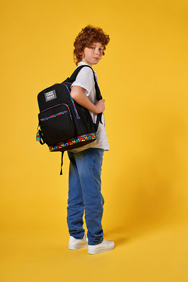 حقيبة ظهر مدرسية - نمط جرافيتي أسود، موديل 23633 - 2