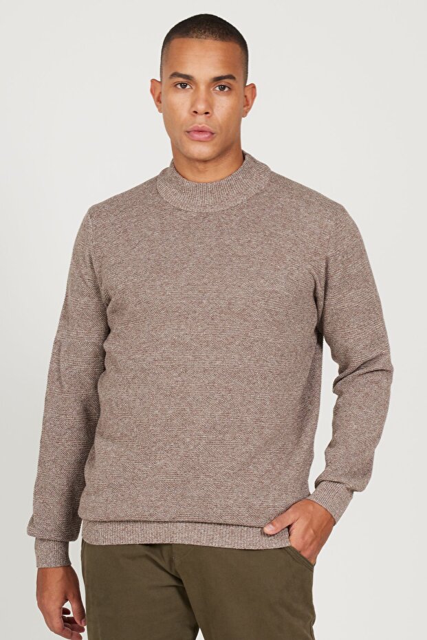 Men's Brown-ecru Standard Fit Regular Cut Half Turtleneck Cotton Jacquard Knitwear Sweater