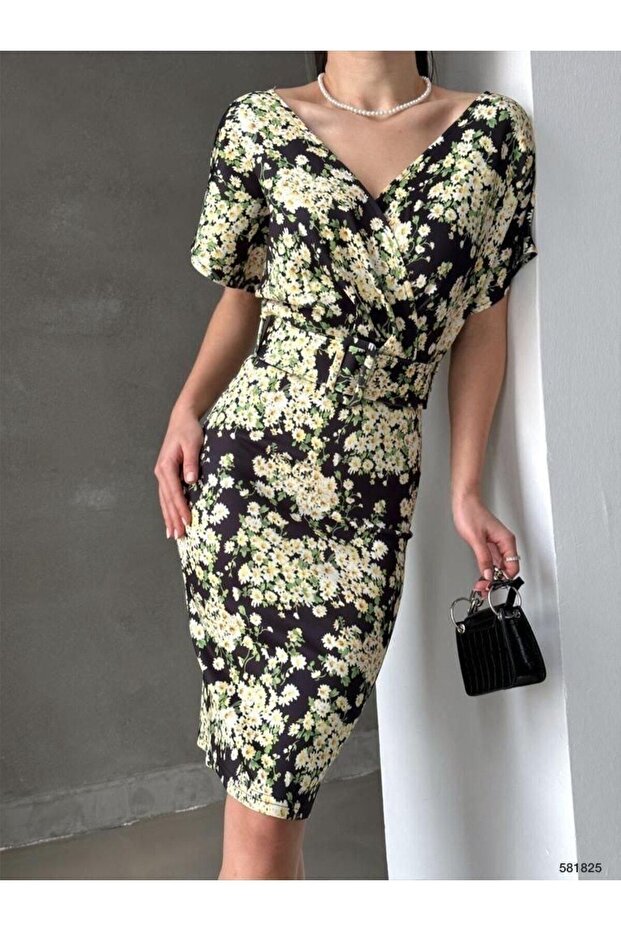 Women's Belted Half Sleeve Skuba Fabric Double Breasted Collar Evening Dress Night Graduation Dress Black Daisy Pattern