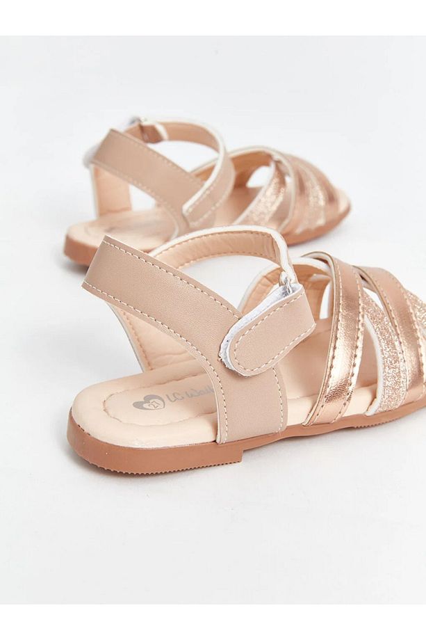 LCW STEPS Çapraz Bantlı Kız Çocuk Sandalet - 4