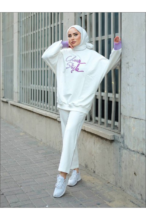 White Embroidered Oversize Women's Tracksuit Set - 2 Thread Lycra