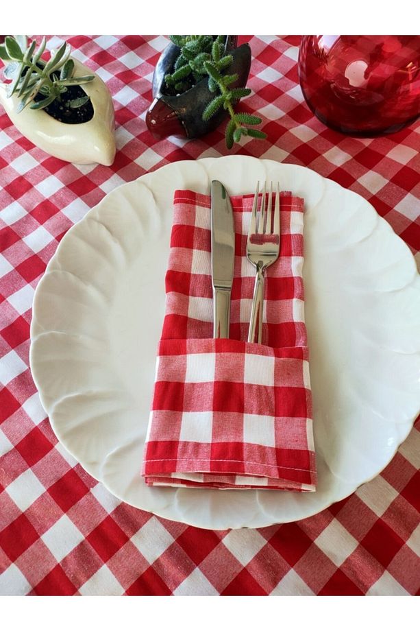 Kırmızı Ekose Zefir Kumaş Masa Örtüsü-piknik Örtüsü Ve 4 Peçete Set - 1