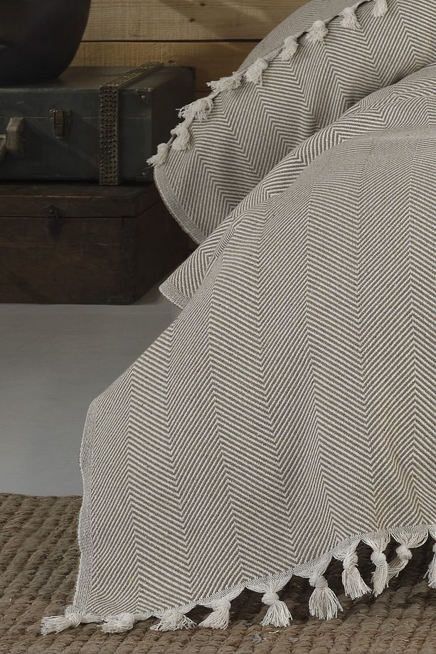 Lily Hardal Çift Kişilik Pike 200 X 220 Cm Yatak Koltuk Kanepe Örtüsü Pamuklu Dokuma Püsküllü - 2