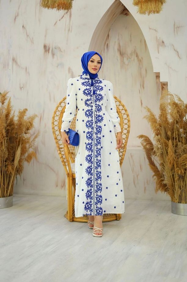 Nakış İşlemeli Astarlı Elbise - 3