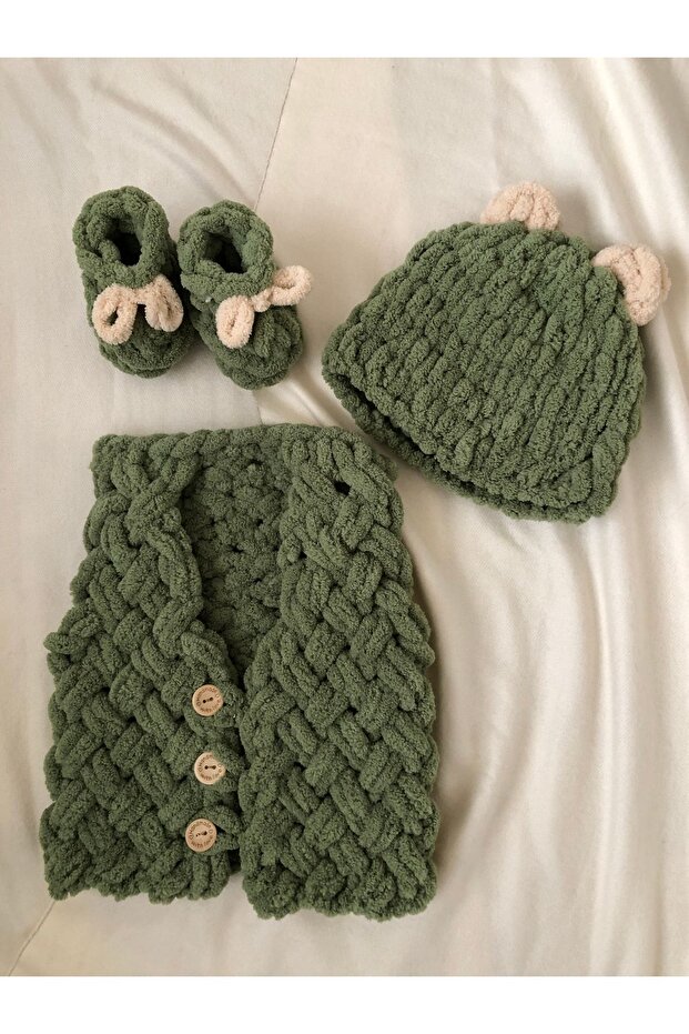 Alize Puffy Baby Vest Booties Hat Set