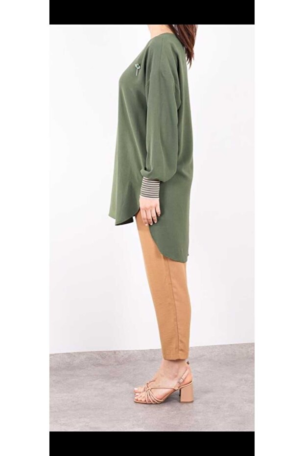 broş detaylı tunik - 4