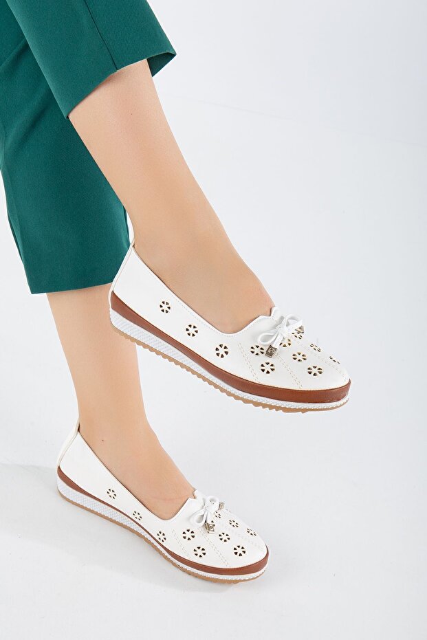 WOMEN'S MOTHER SHOES WITH LASER