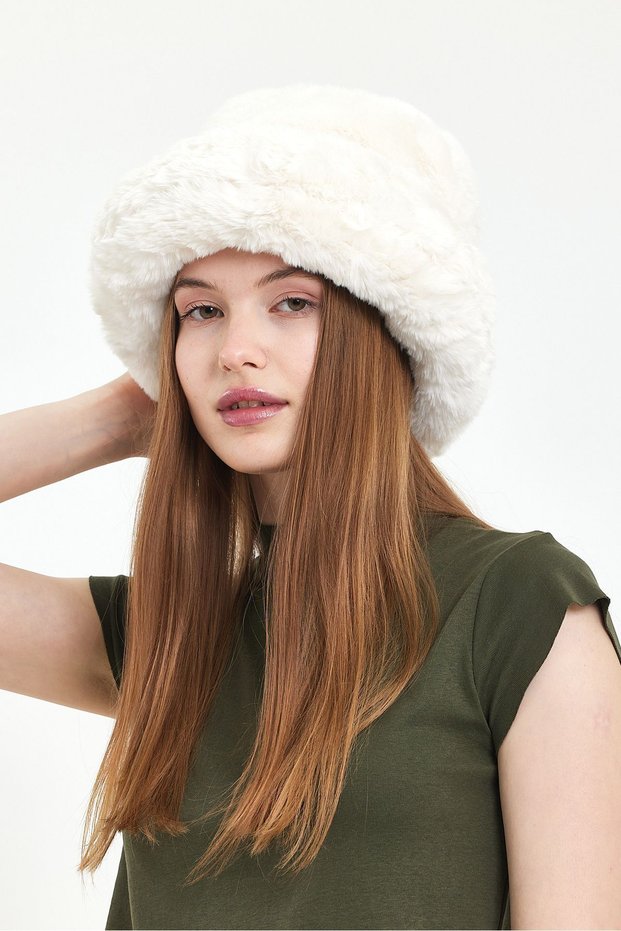 Cupcake Winter Women's Trend Plush Cream Faux Fur Plush Bucket Hat (58-60 cm)
