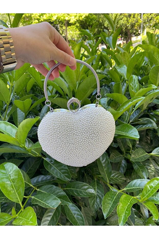 حقيبة سهرة كريستالية - تصميم على شكل قلب - 1