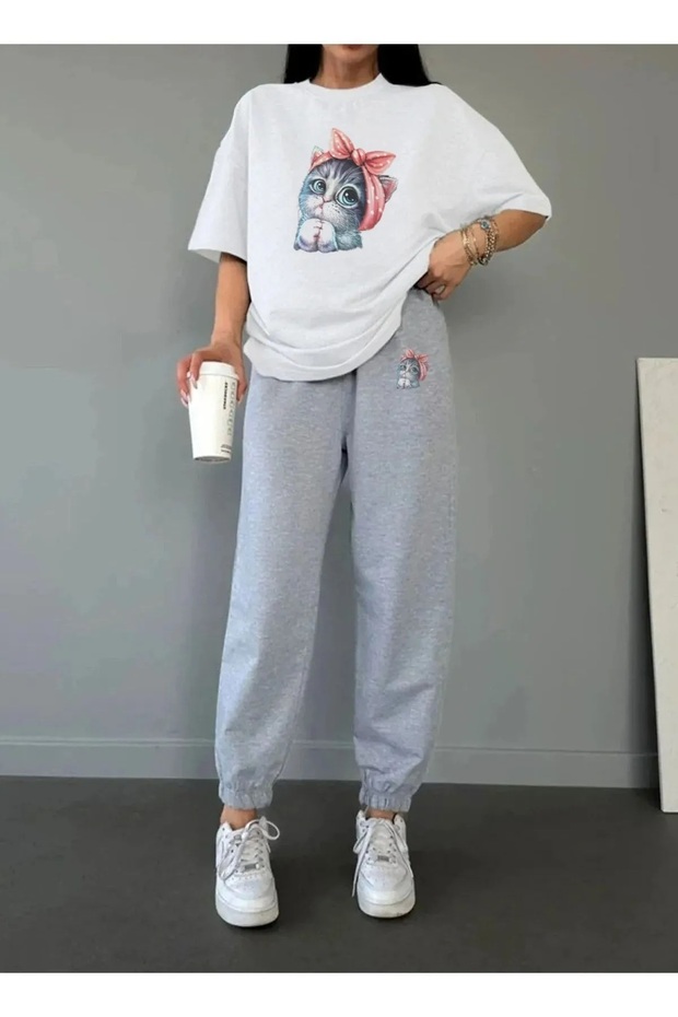 Women's Cute Cat Print Oversized T-Shirt and Jogger Pants Set
