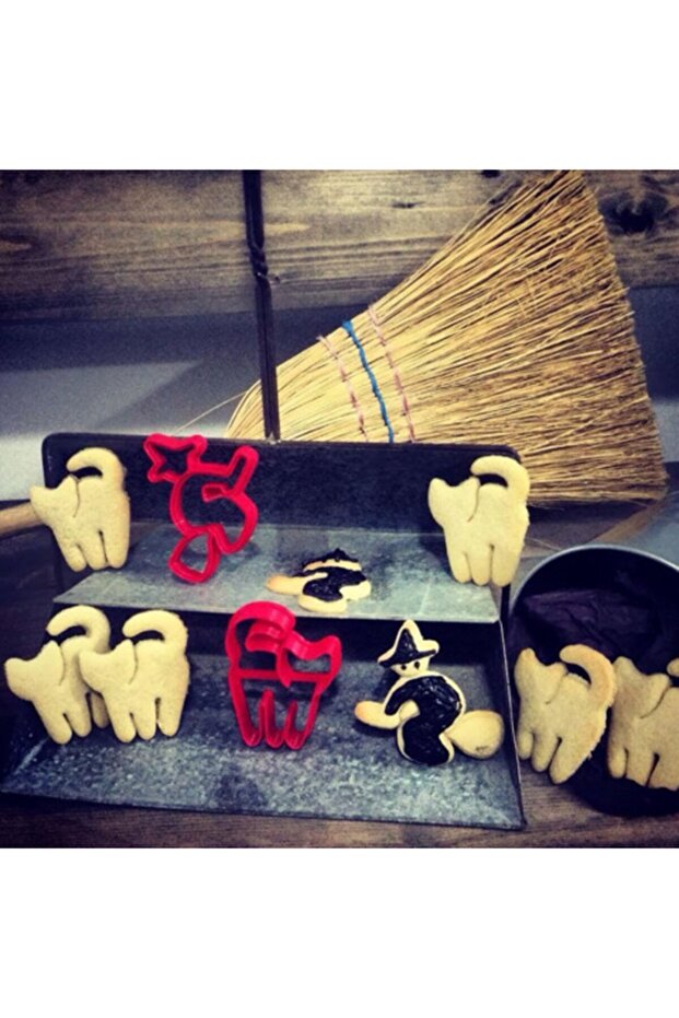 قالب بسكويت الساحرة والقط (الهالوين) - 2