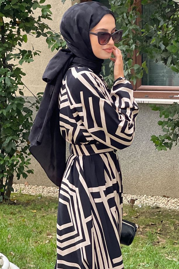 Kadın Siyah Bej Kemerli Oversize Yazlık Viskon Elbise - 2