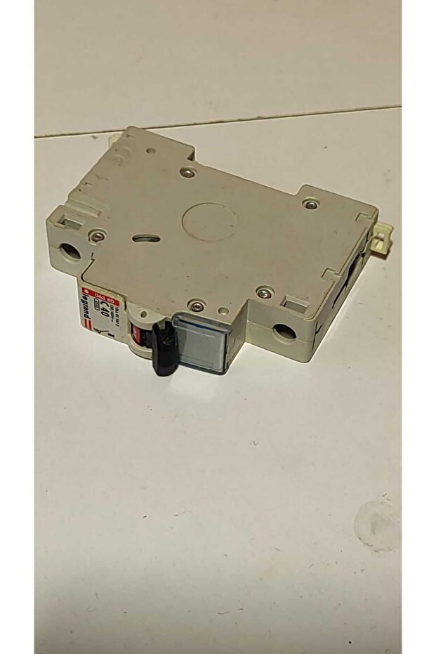 C SERİSİ 40A TEKLİ SİGORTA - 3