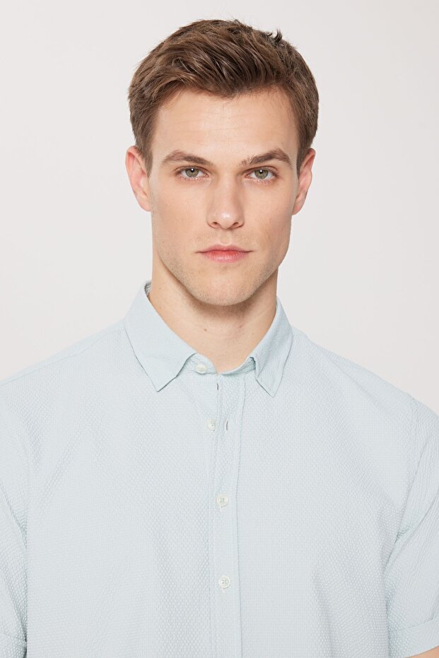 Erkek Yeşil Slim Fit Dar Kesim Gizli Düğme Yaka Kısa Kollu Gömlek - 4