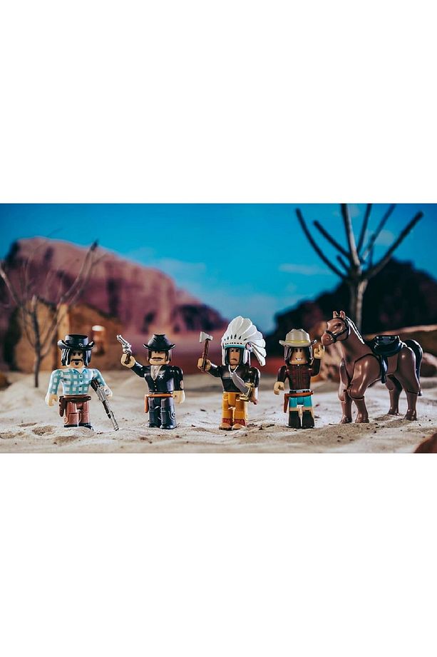 Action Collection - The Five Figure Pack Edition- Includes Exclusive Virtual Item - 2