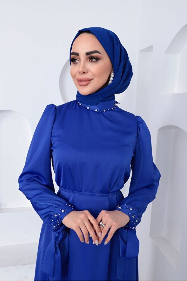 Beaded Hijab Evening Dress with Sleeves and Collar