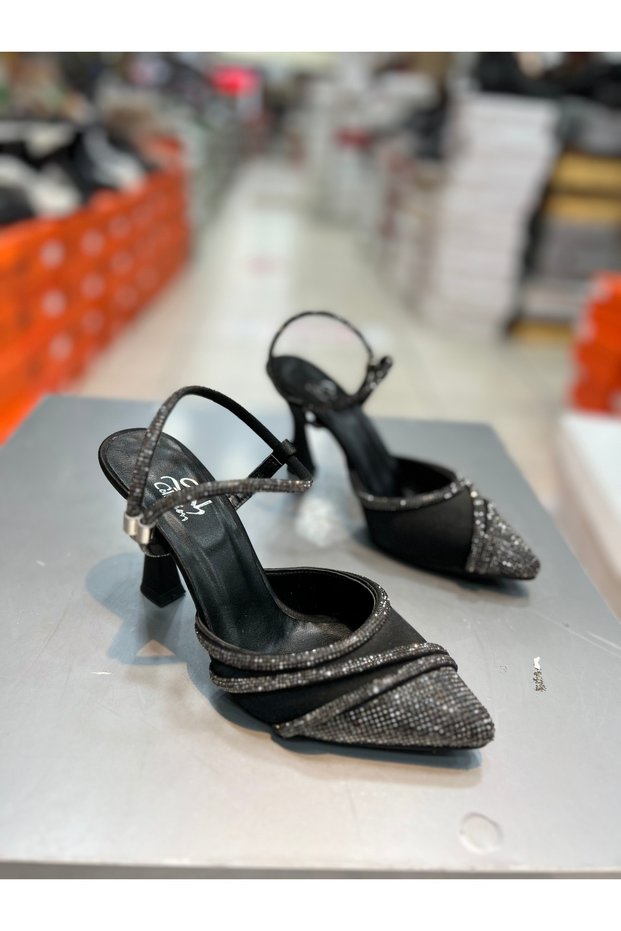 Şah Satin Stoned Belted Stylish Women's Heeled Shoes
