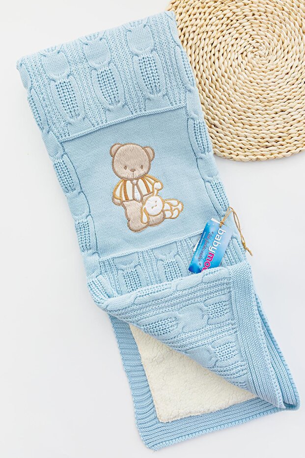 Teddy Bear Figured Knitwear Baby Blanket