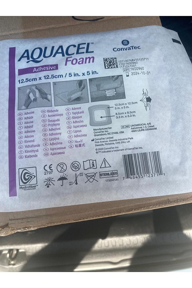 AQUACEL Foam Kendinden Yapışkanlı Hydrofiber Örtü - 1
