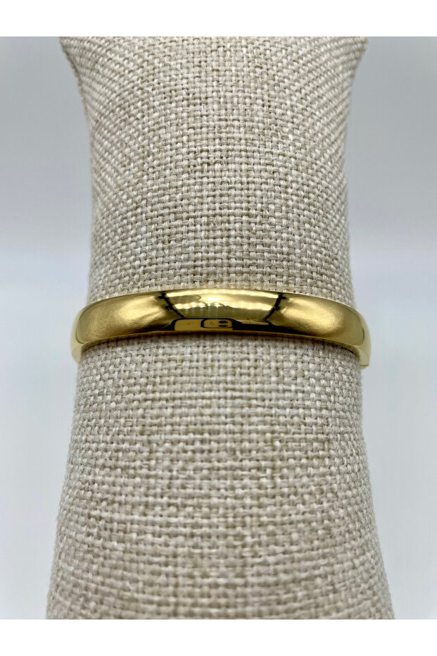 Modern Accessories Golden Yellow Plain Steel Clamp