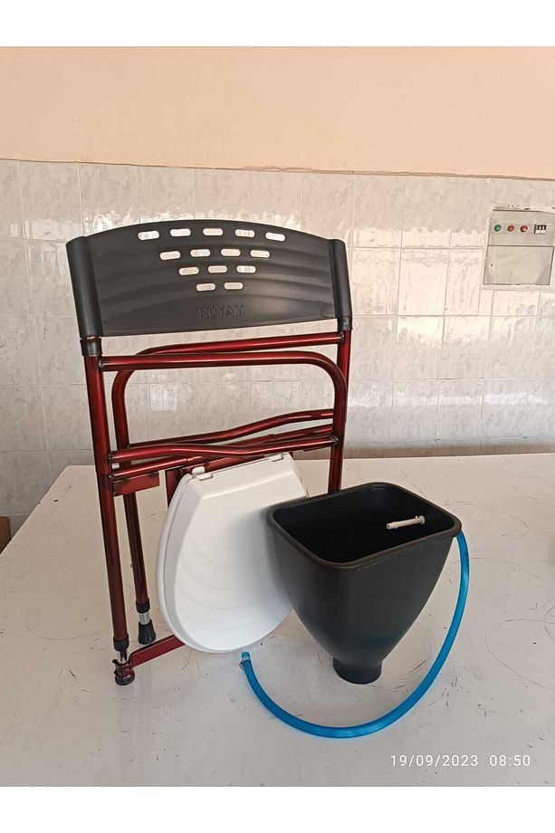 Taharet Musluklu Hasta Wc Sandalye Klozet Direk Wc Tuvalete Seyyar Sandalye Kolay Katlanır - 4