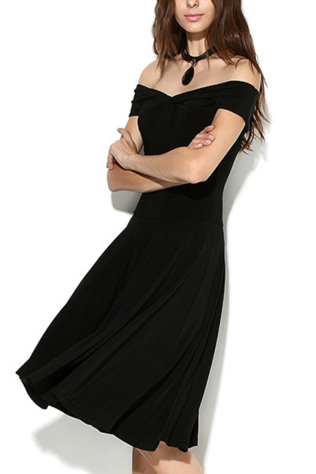 Siyah Madonna Yaka Elbise - 5