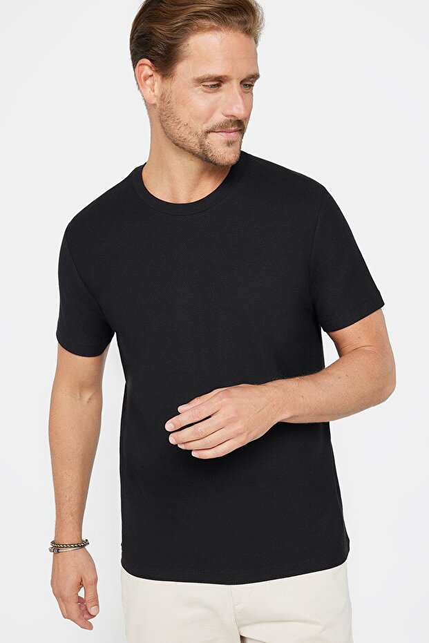 Men's Slim Fit Slim Fit 100% Cotton Soft Textured Patterned Black Crew Neck T-Shirt