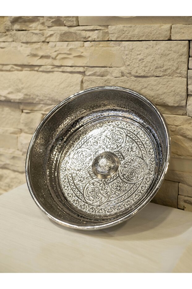 وعاء حمام نحاسي فضي اللون - منقوش - 1