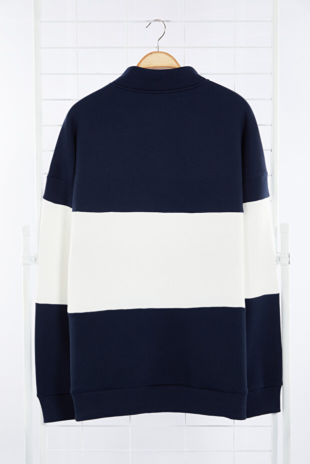 Námořnická modrá oversize fleecová mikina velké velikosti – stojáček, barevný blok TMNAW25AO00033 - 7