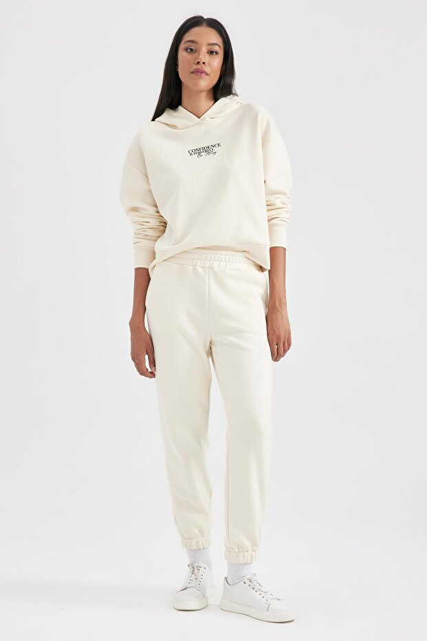Pocketed Jogger Sweatpants - Thick T5903az23au