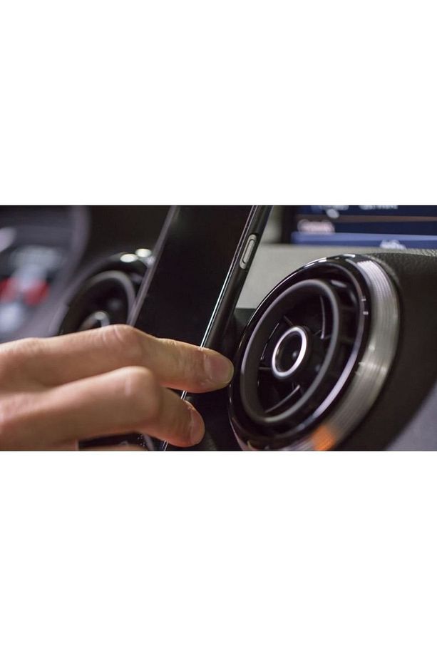 Audi A3 2013 - 2020 Logolu Parlak Kırmızı Telefon Tutucu - 2