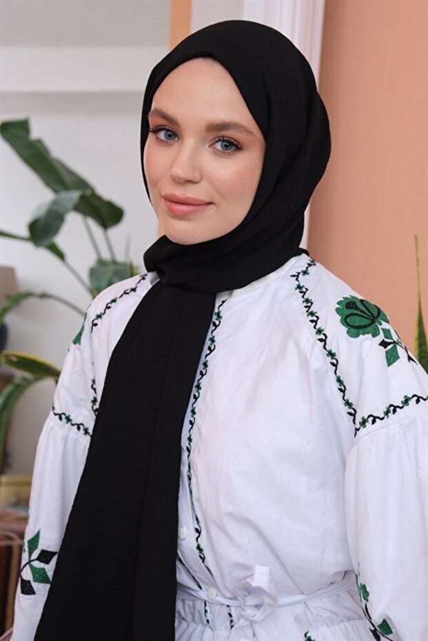 سلسلة الجاز شال أسود اللون