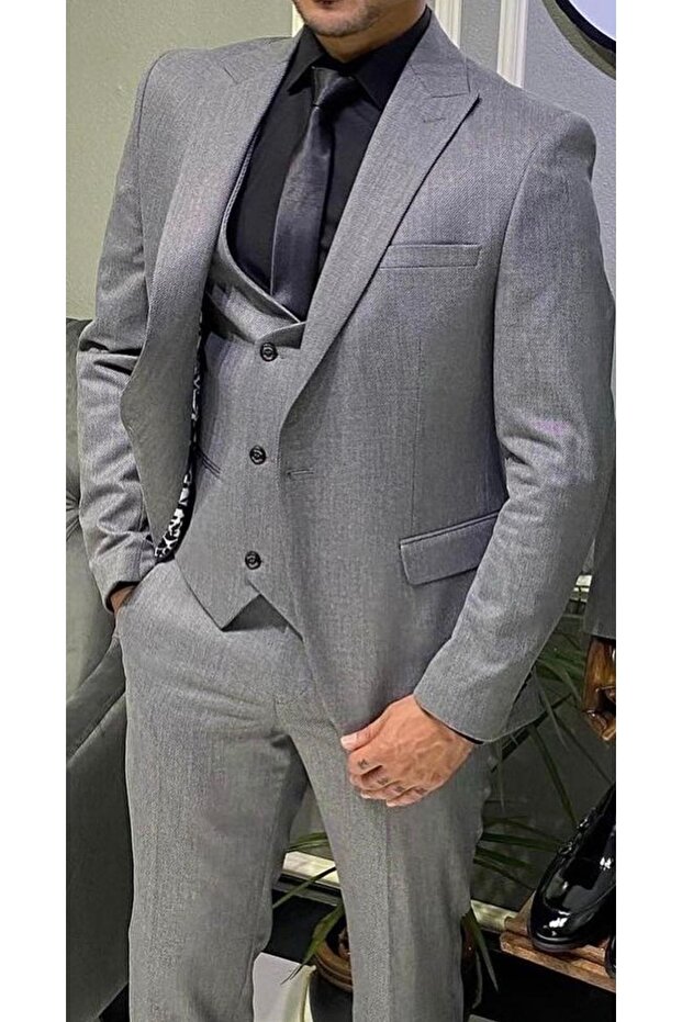 Men's Suit Slim Fit –Slimfit, Choose One Size Larger.