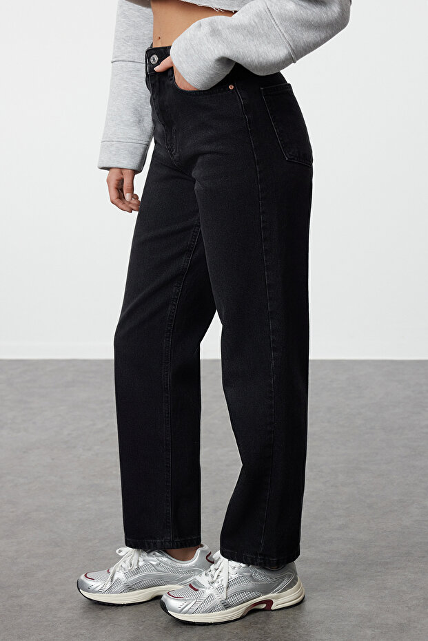 Siyah Yüksek Bel Düz Kesim Straight Jeans TWOSS23JE00089 - 4
