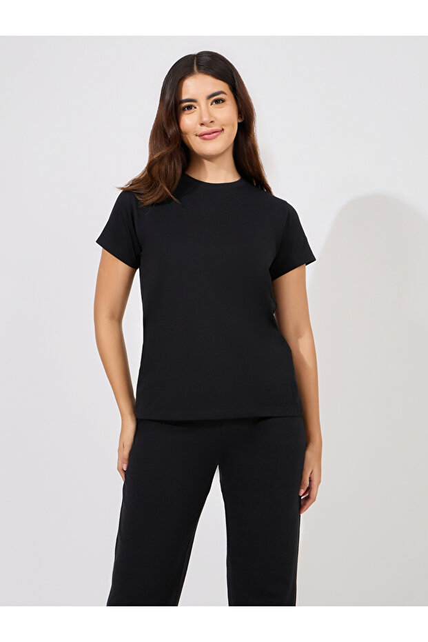 طقم بيجامة وتي شيرت من القطن الصلب - 3