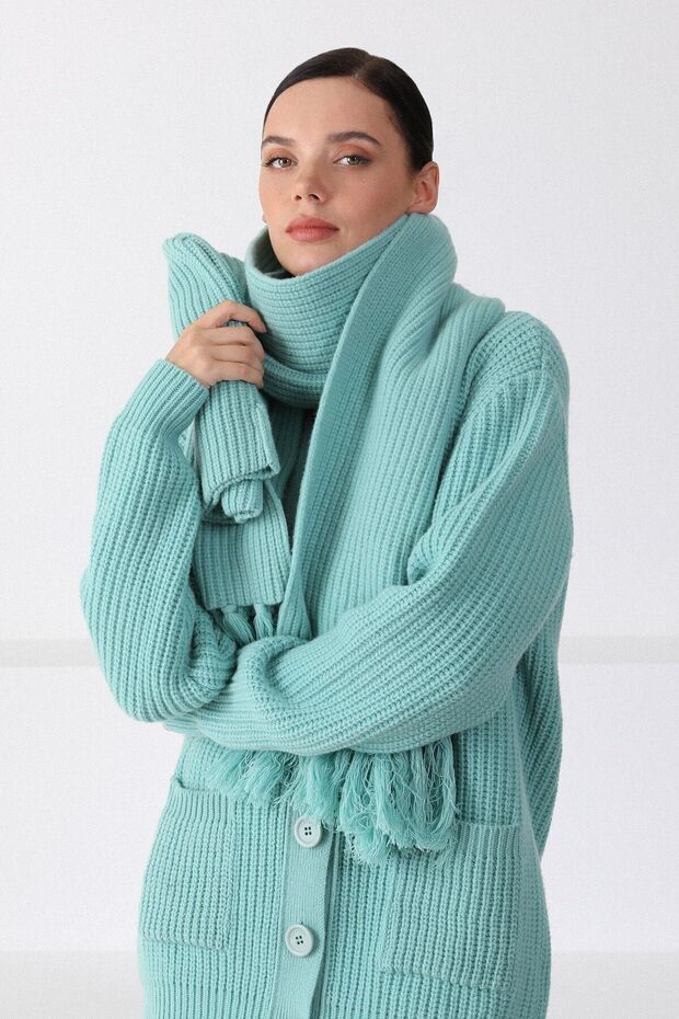 Women's Mint Green Lift Merino Wool Scarf Beanie Set