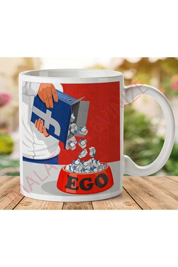 كوب مطبوع على الجانبين من Facebook Ego