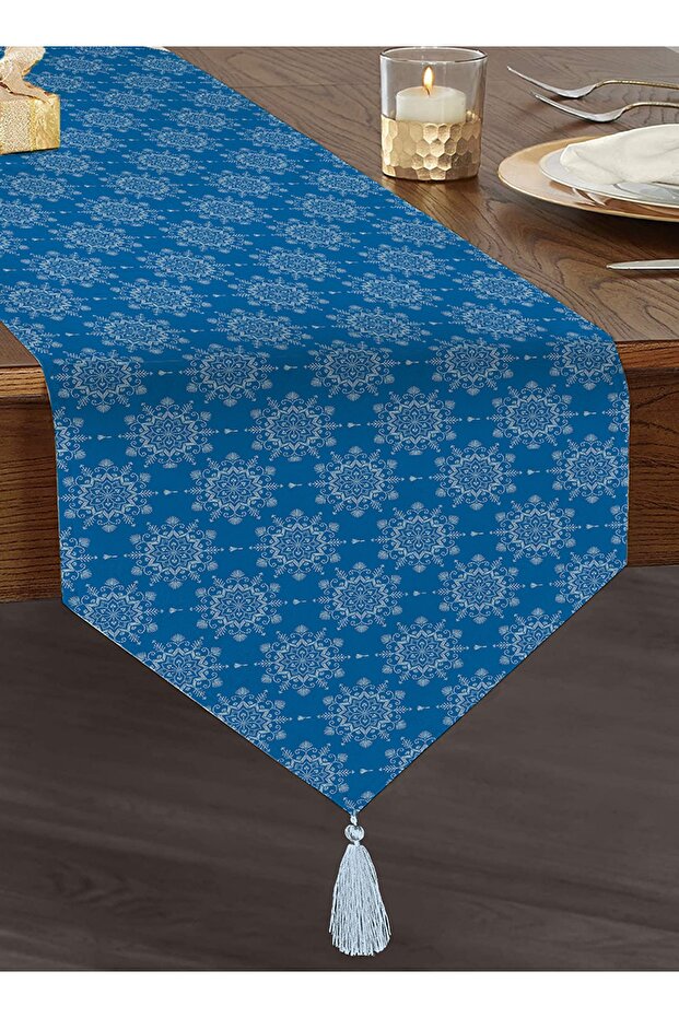Blue Background Snowflake Patterned Digital Printed Special Design Tufted Chenille Triangle Runner - 1